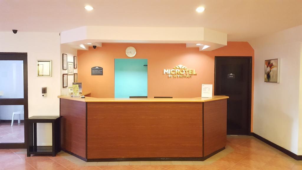ไมโครเทลบายวินด์แฮมแองเจิลริดจ์-คาไวท์ Hotel General Trias  ภายนอก รูปภาพ