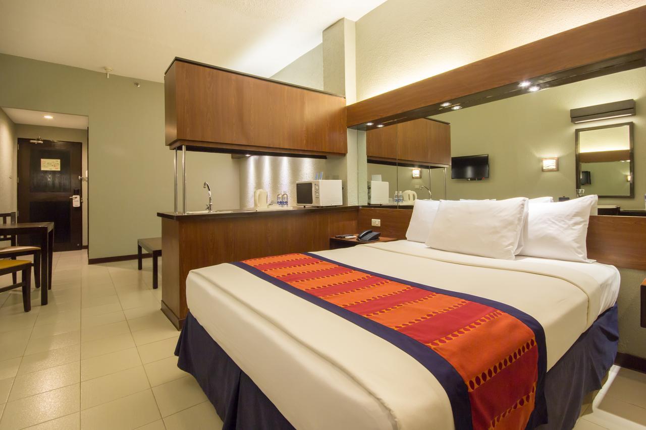 ไมโครเทลบายวินด์แฮมแองเจิลริดจ์-คาไวท์ Hotel General Trias  ภายนอก รูปภาพ